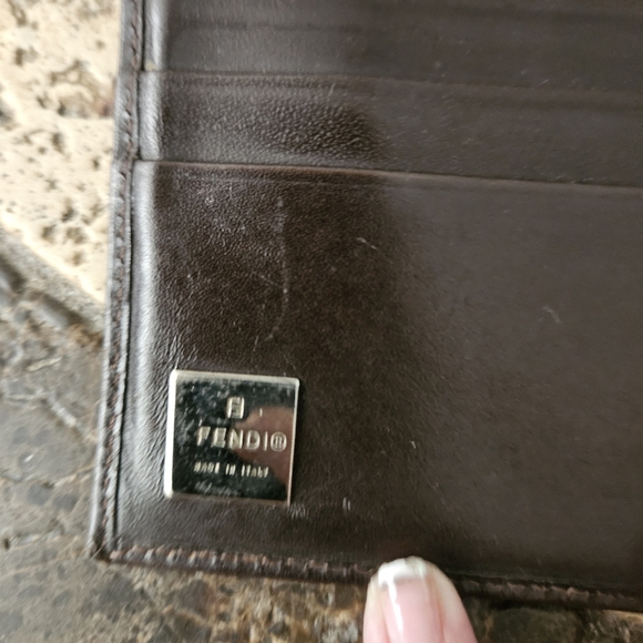 FENDI Zucca Brown Canvas Leather Bifold Small Wallet Metal Plate Logo - Picture 6 of 7